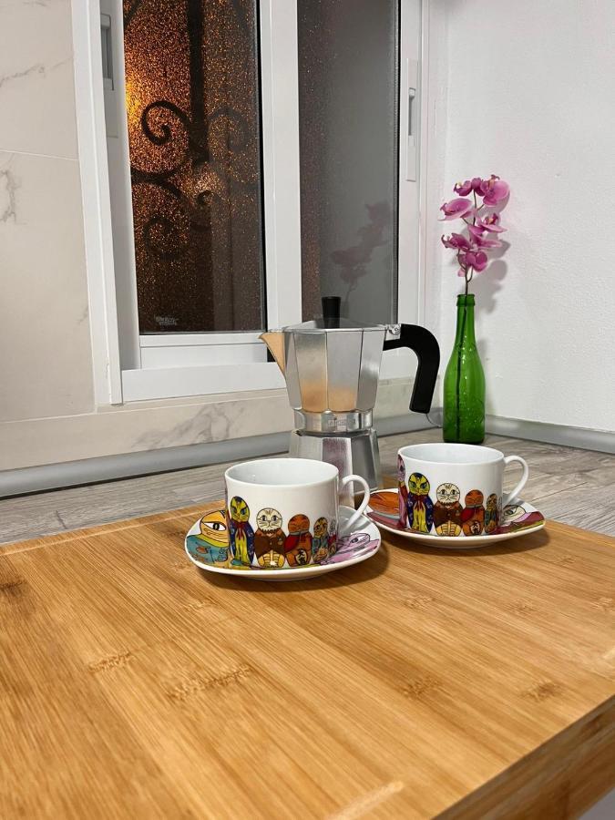 Acogedor Apartamento Cerca De La Playa Marbella Esterno foto