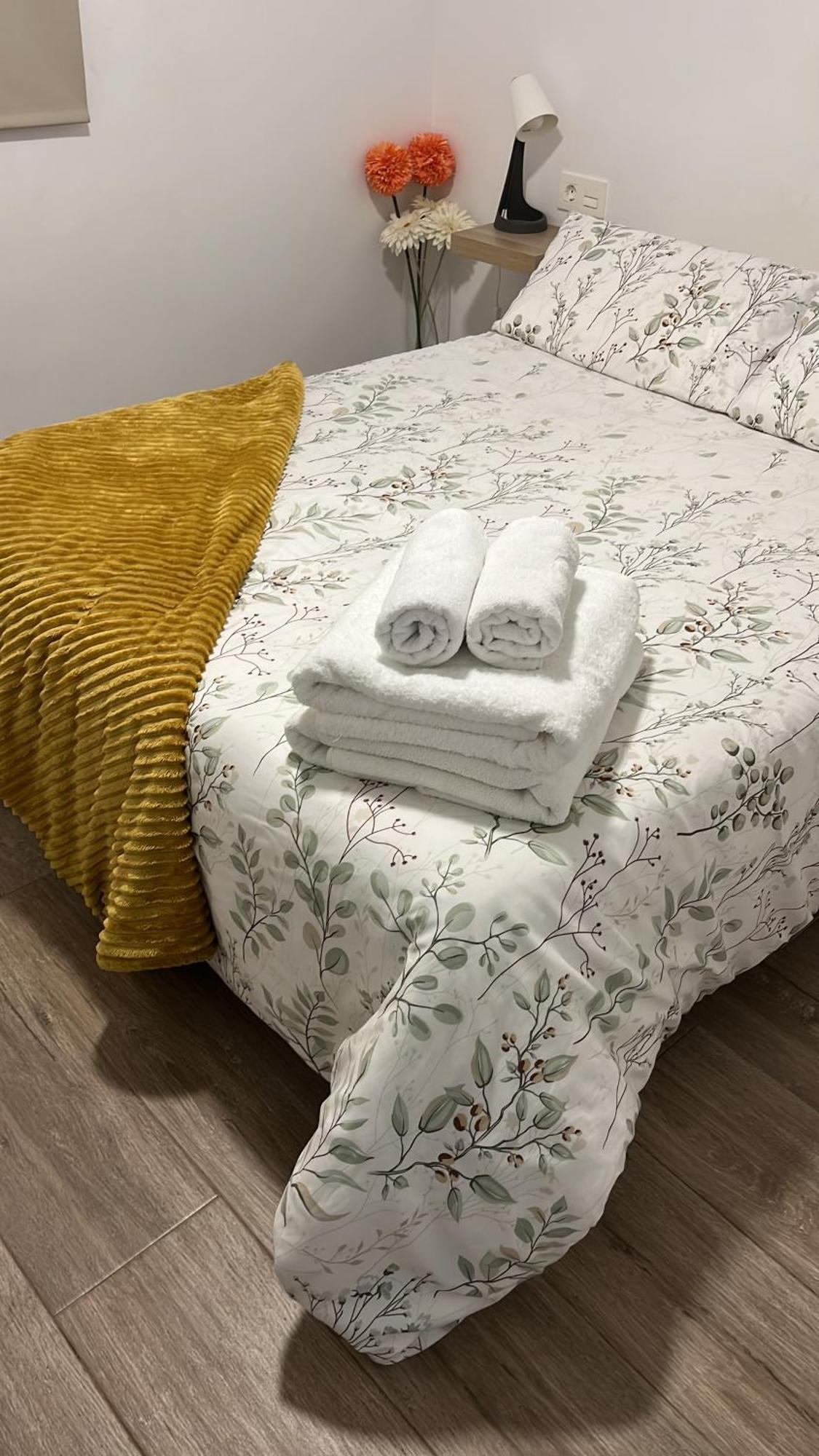 Acogedor Apartamento Cerca De La Playa Marbella Esterno foto